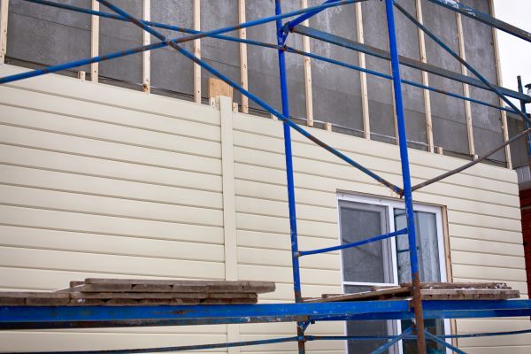 Loose Cladding Repair in Lancaster