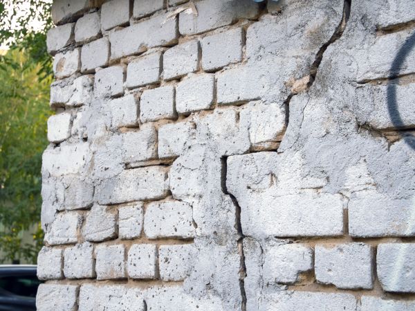 Cracked Brick Wall Repair in Lancaster
